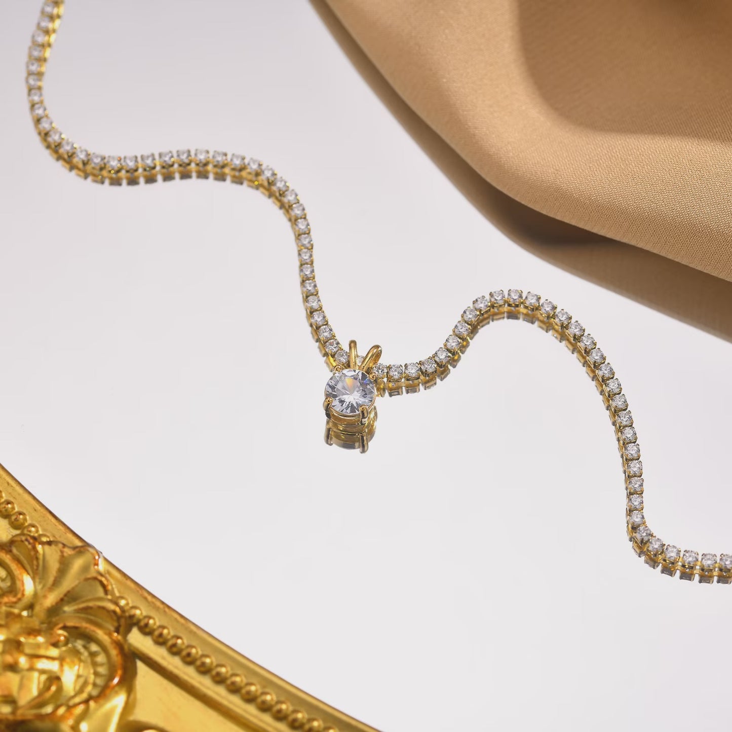 Delizia Diamond Glazed Solitaire Necklace