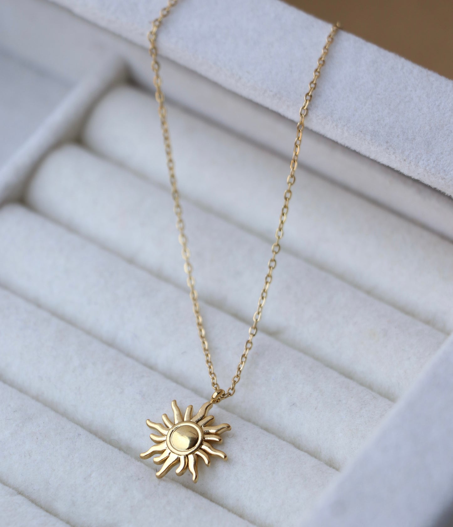 Golden Daylight Necklace