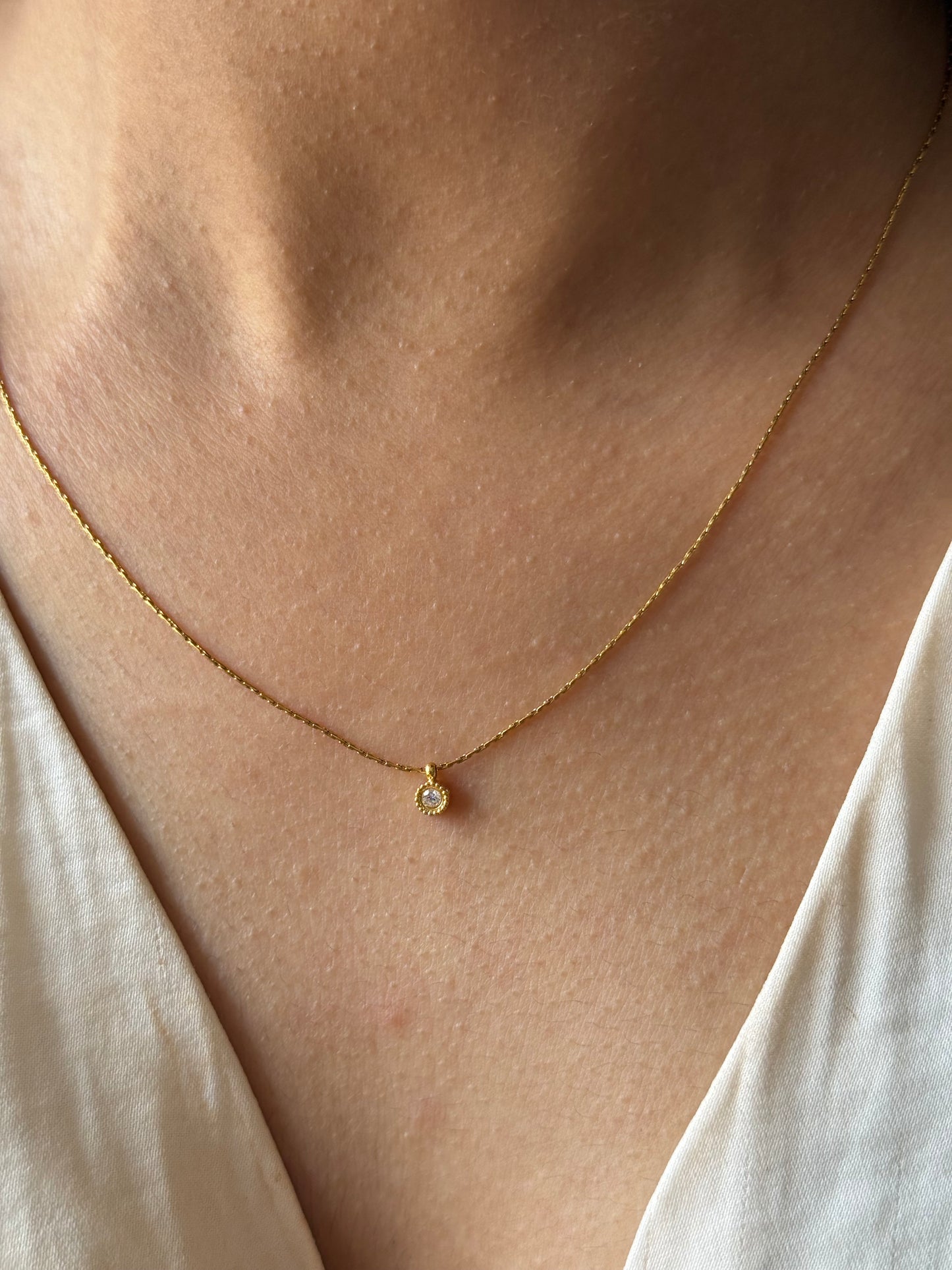 Dainty Amos Zirconia Necklace