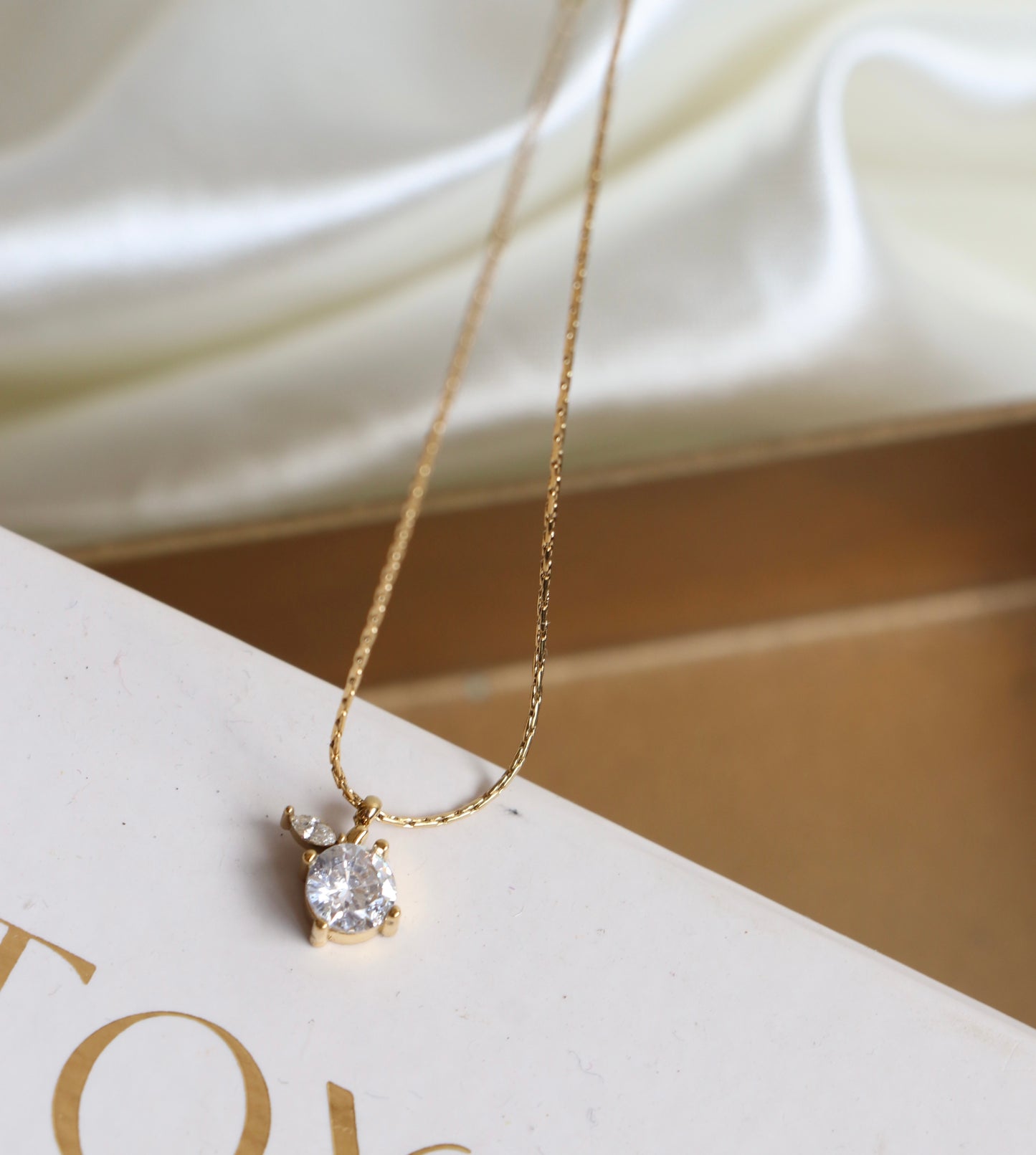 Cinderella’s cursed Iced Apple Necklace