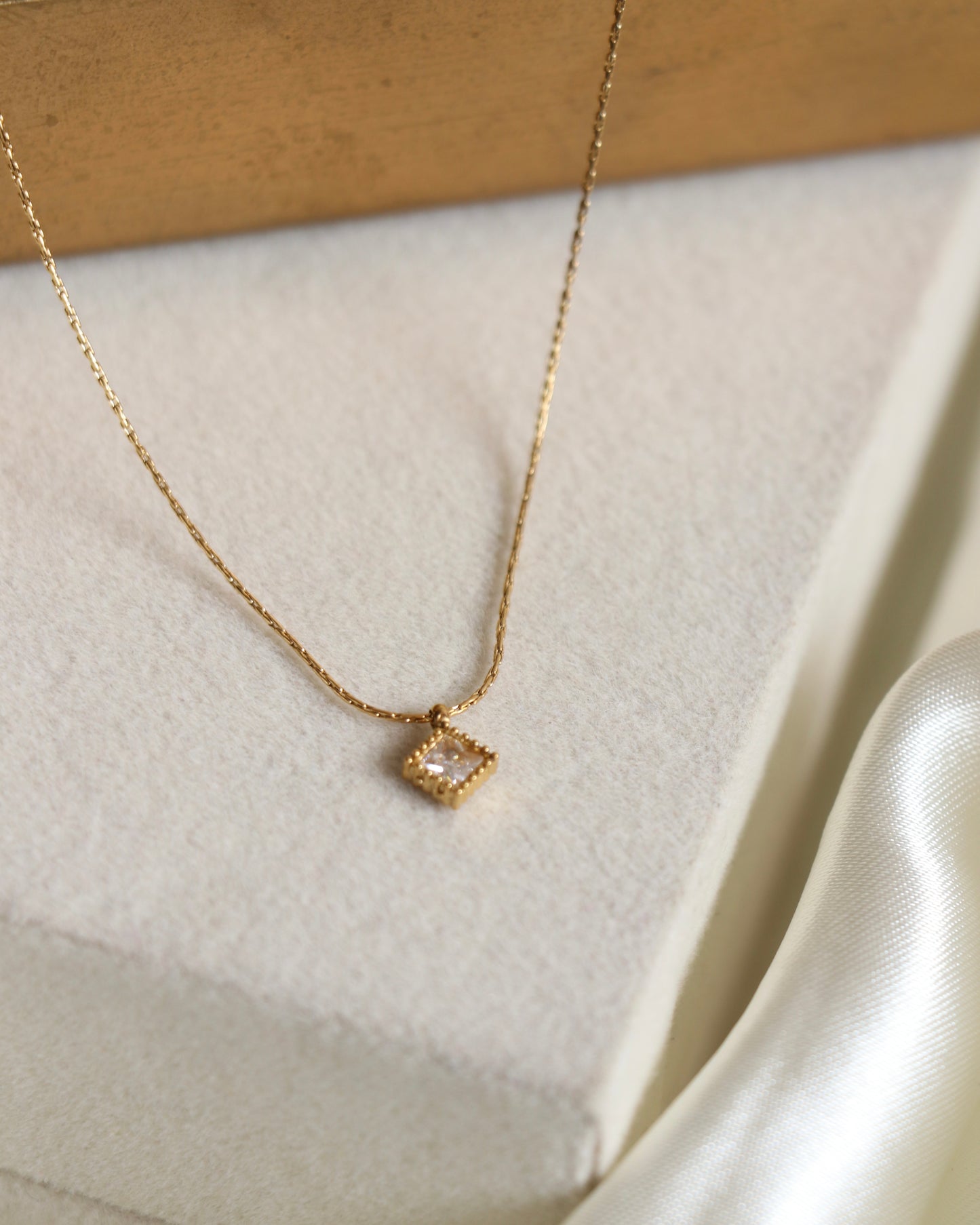 Dainty Ziri Zirconia Necklace