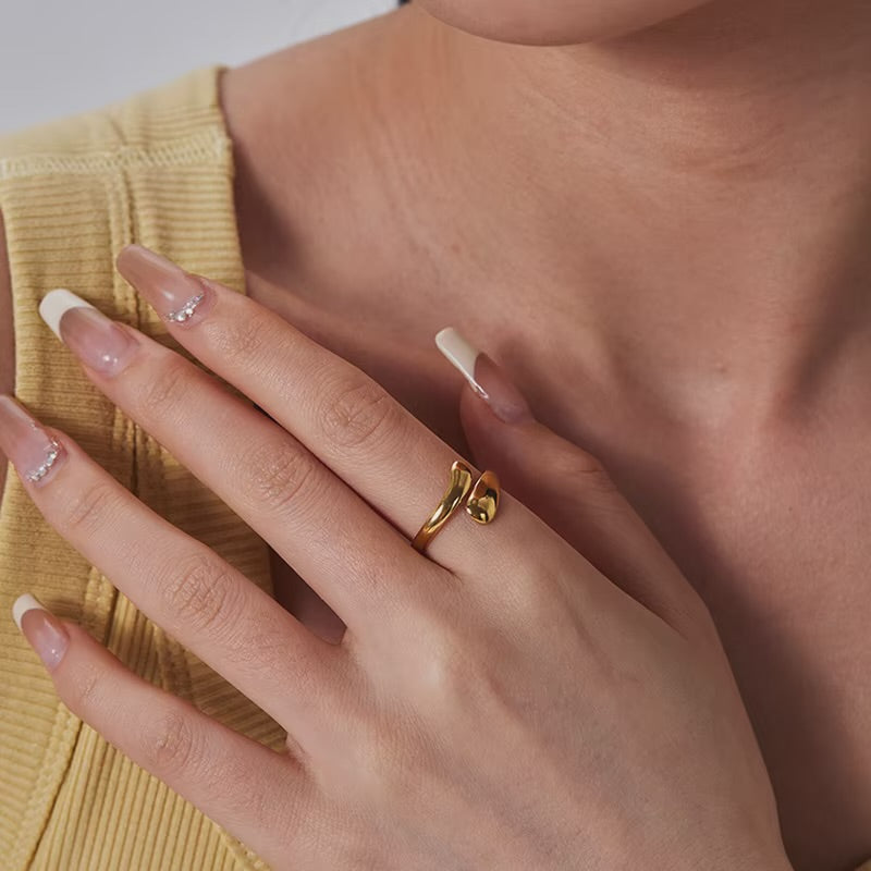 Serene Ring (Adjustable)