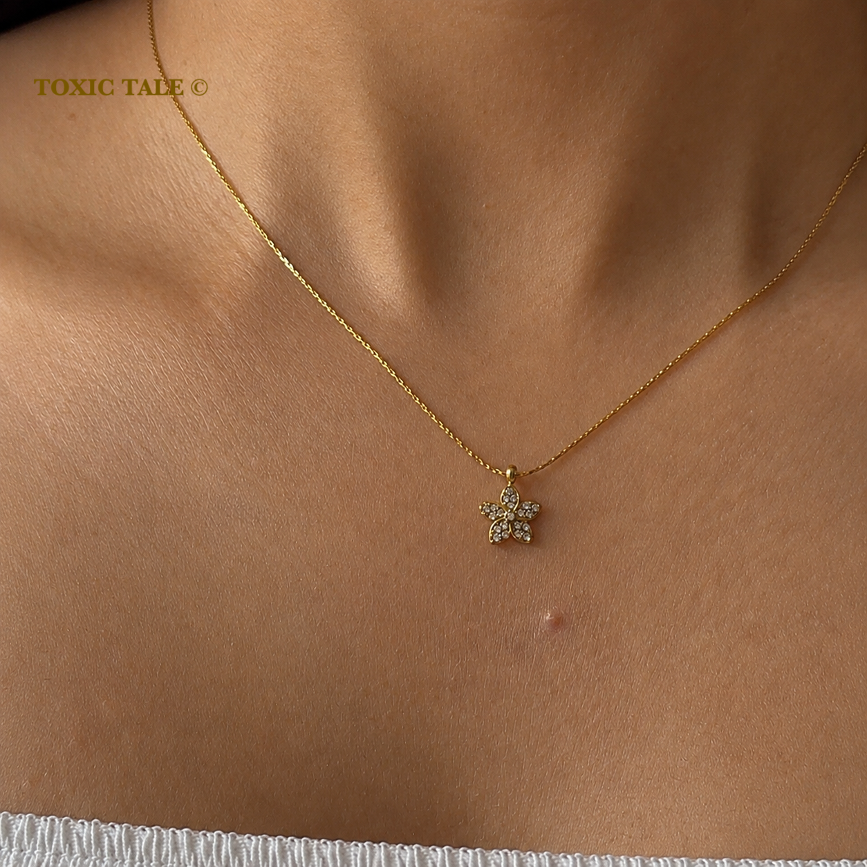 Lea Necklace