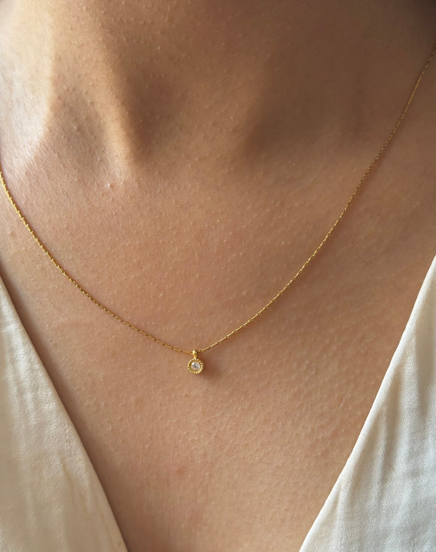 Dainty Amos Zirconia Necklace