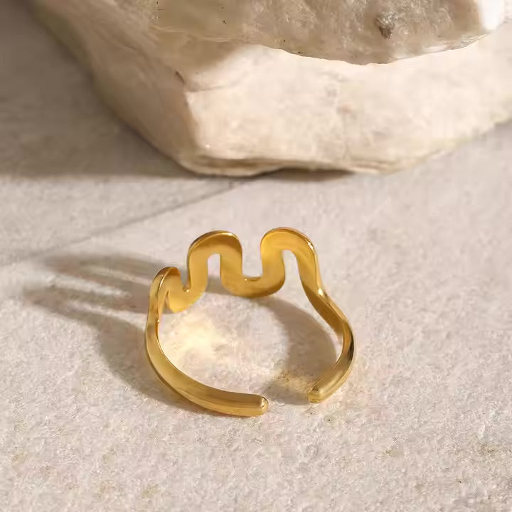 Beatrix Ring ( Adjustable)