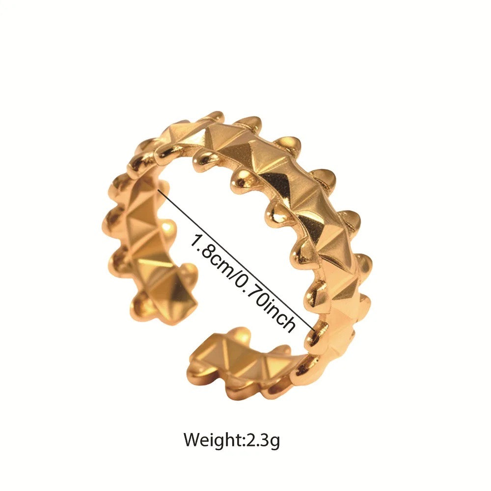 Throne Ring (Adjustable)