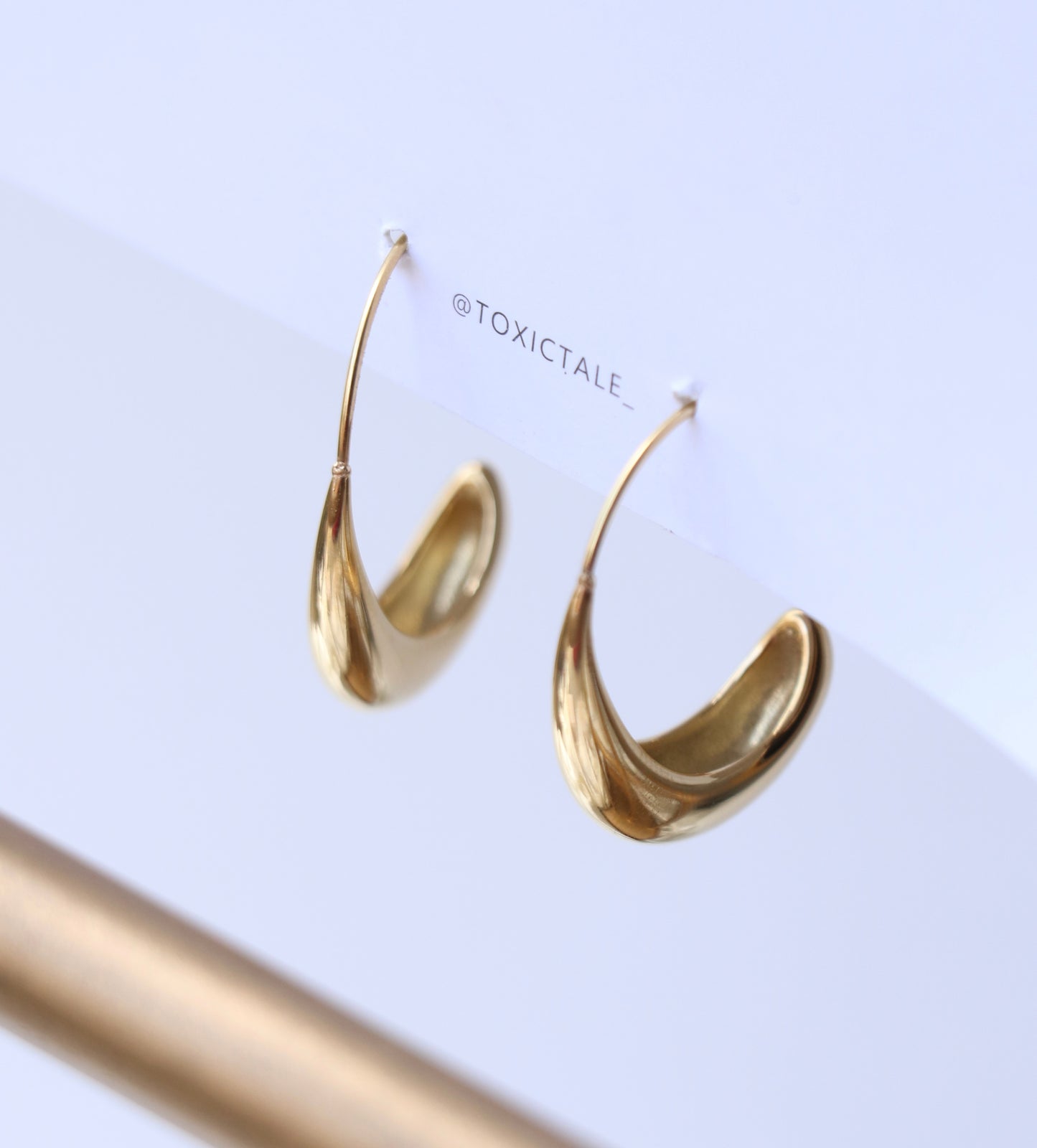 Katia Hoops