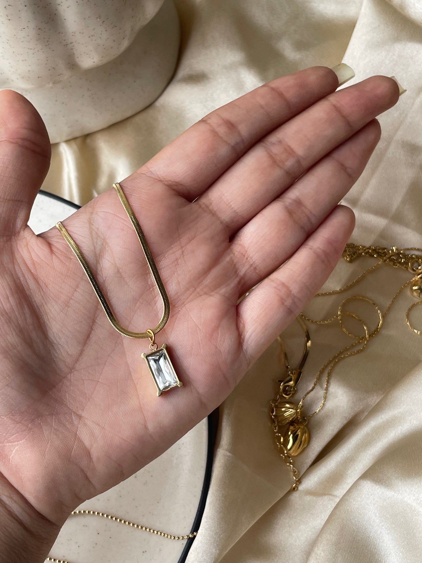 White Rheinstone Necklace