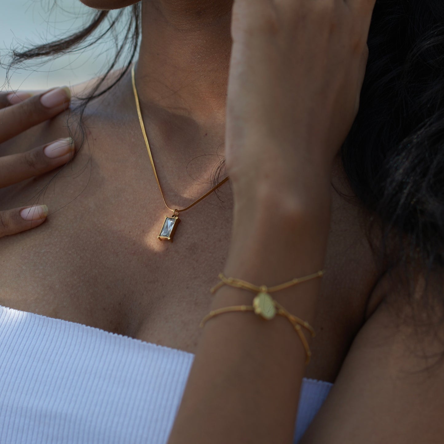 White Rheinstone Necklace