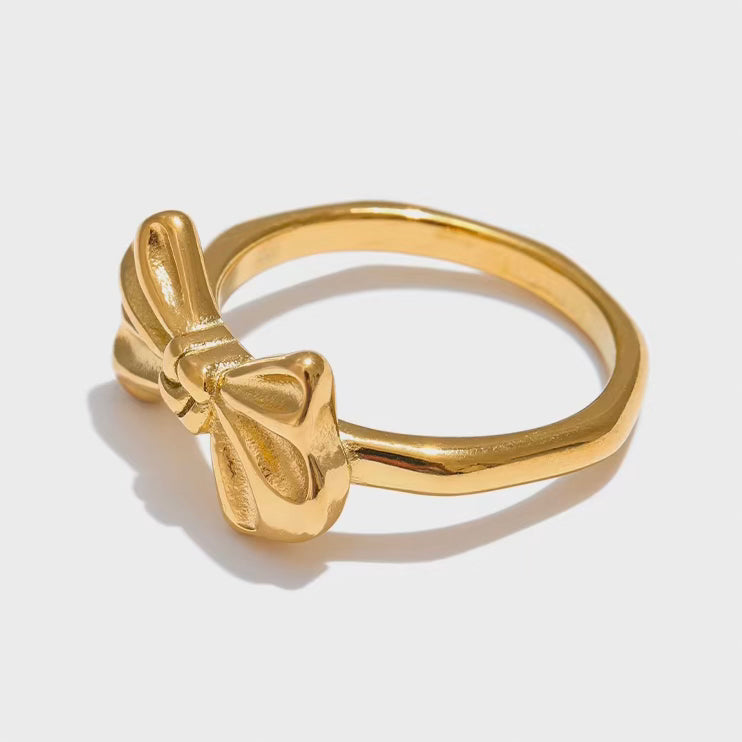 Clara Bow Ring