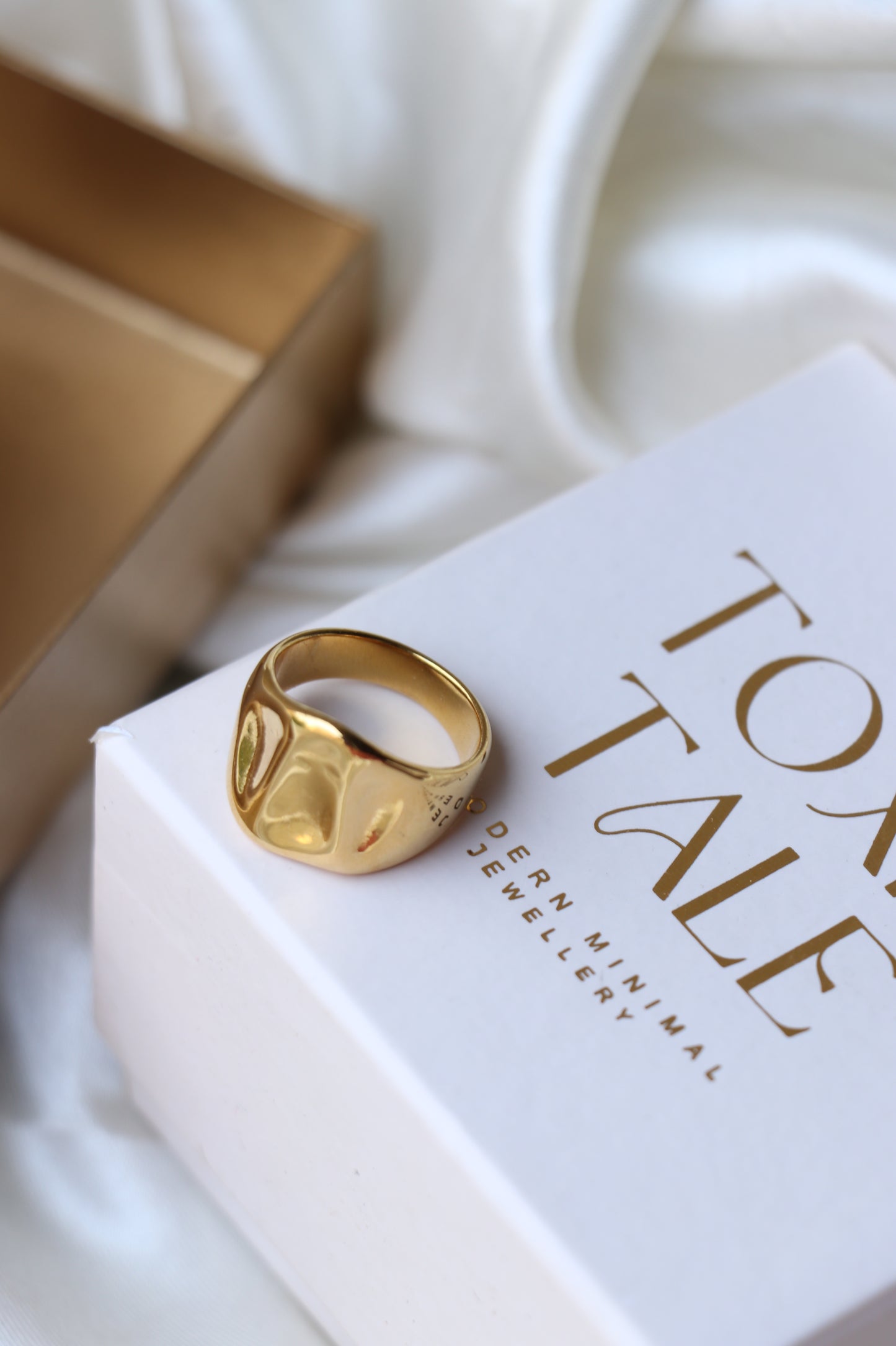 Alex Hammered Ring
