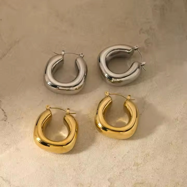 Helen Gold Hoops