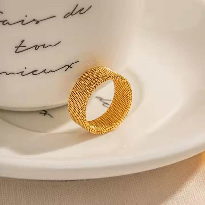 Cleopetra Band Ring