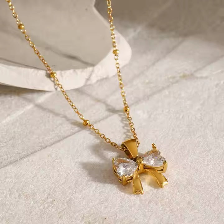 Knot & Glow Necklace