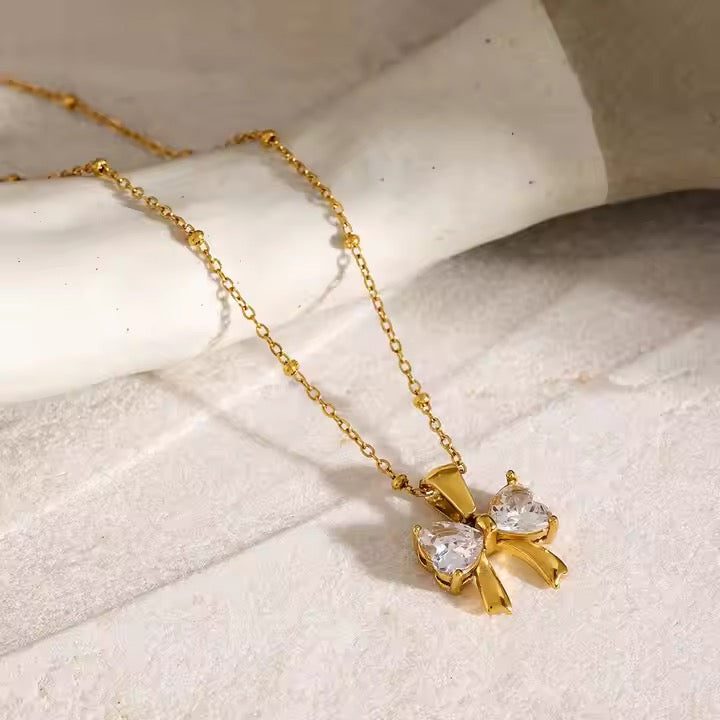 Knot & Glow Necklace