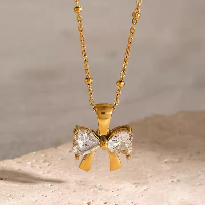Knot & Glow Necklace