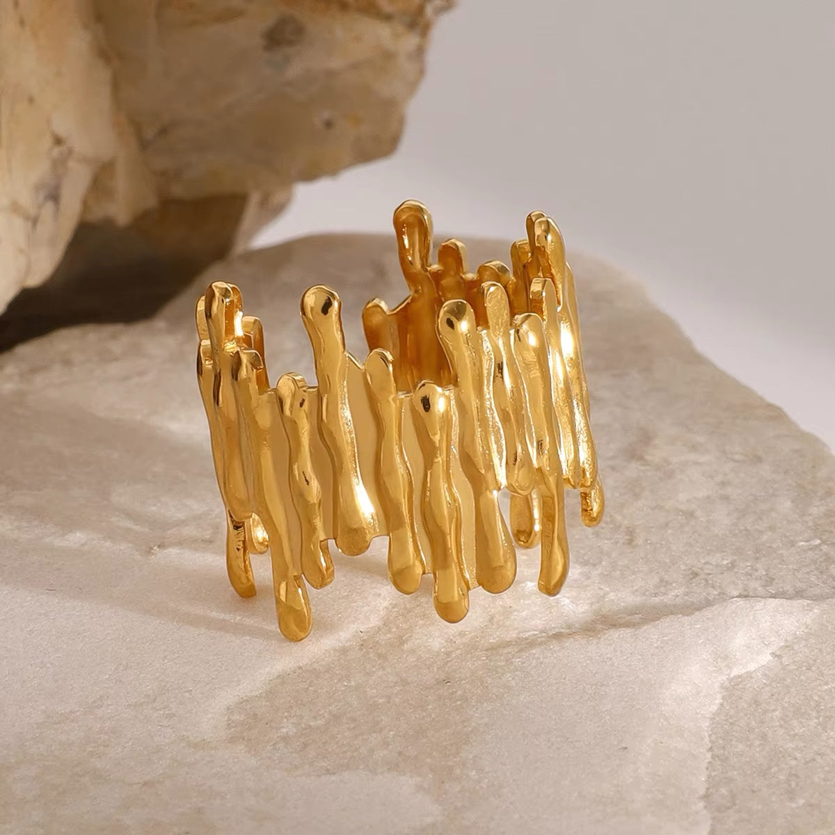 Medusa Stripped Ring (Adjustable)