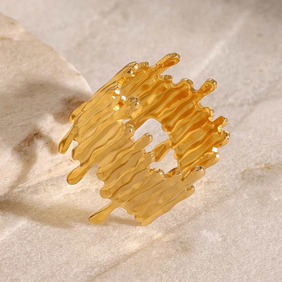 Medusa Stripped Ring (Adjustable)