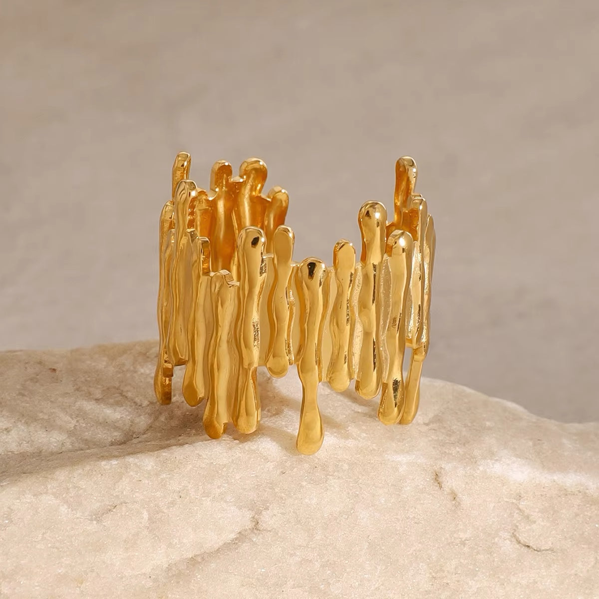 Medusa Stripped Ring (Adjustable)
