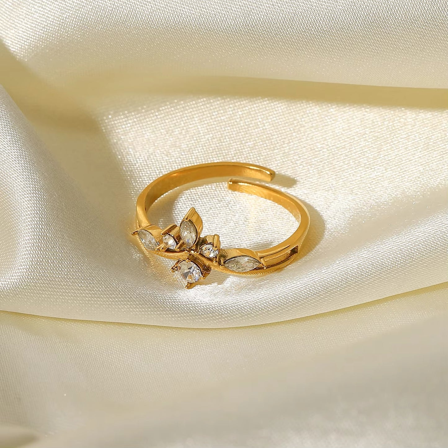 Yasmine Diamond Ring (adjustable)