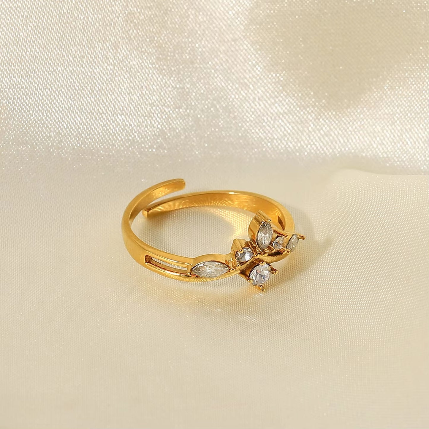 Yasmine Diamond Ring (adjustable)
