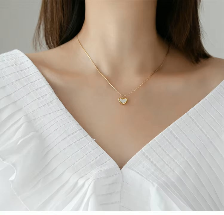 Reign Mini Heart