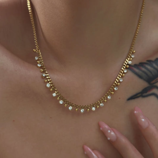 Jacqueline in-line Chain