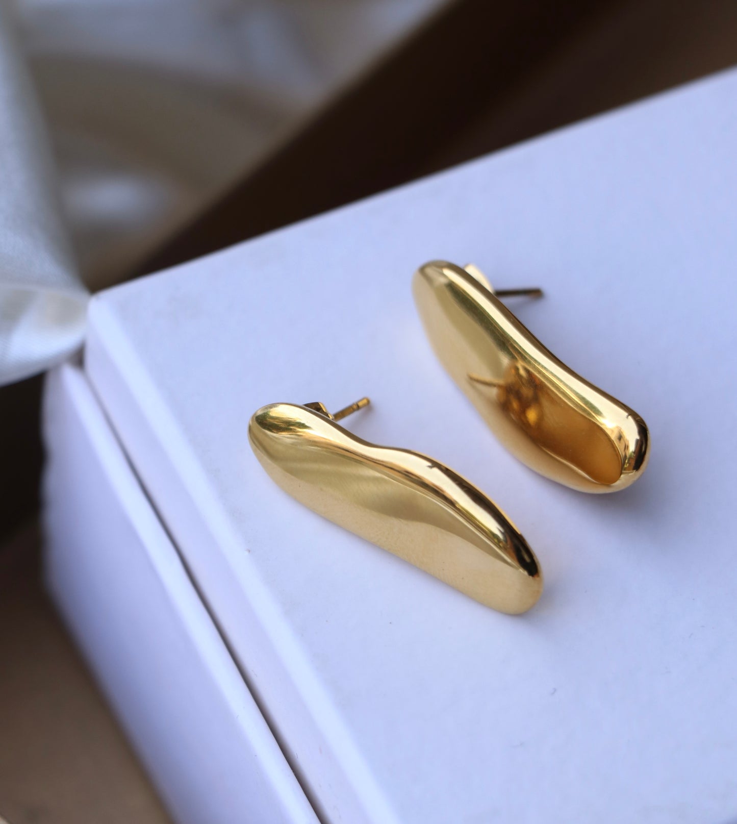 Samantha Sleek Studs