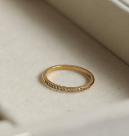 Hazel Band Ring