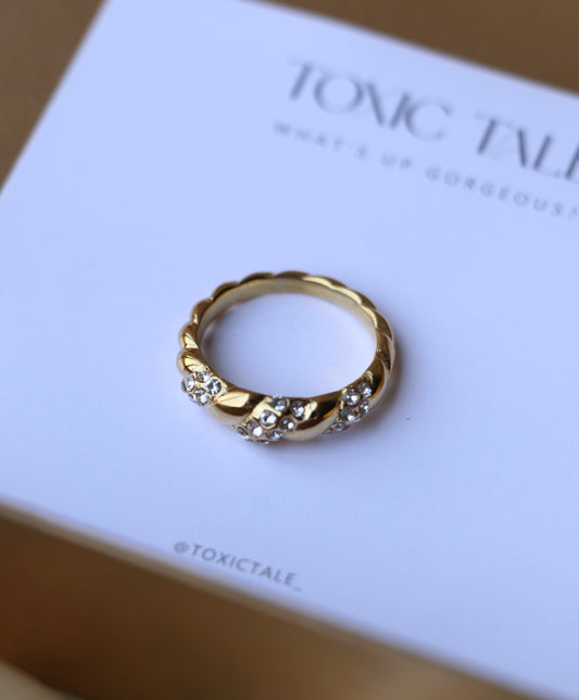 Star Dust Zirconia Ring