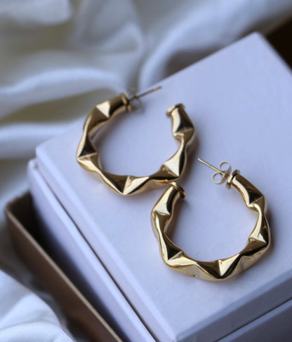 Tonight’s Twisted Hoops