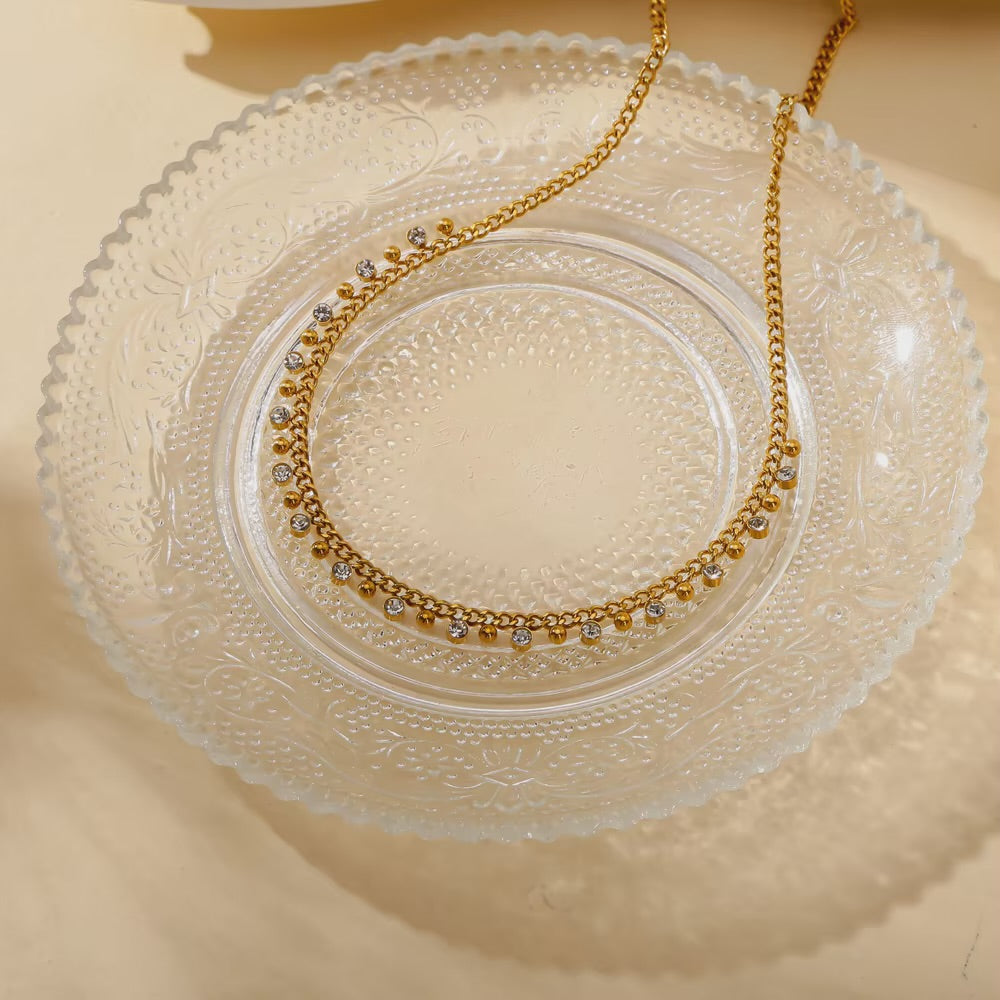 Jacqueline in-line Chain