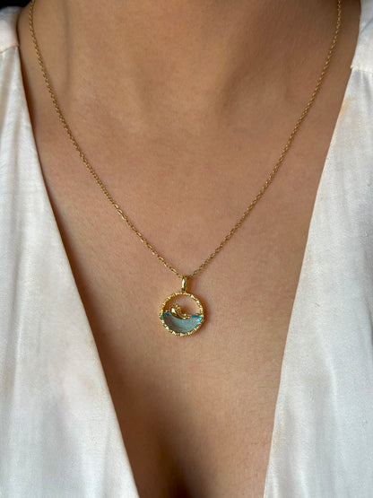 Dolphin Kiss Necklae