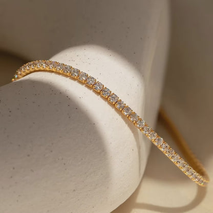 Dainty Bella Tennis Bracelet ( 1.5 mm Thickness)