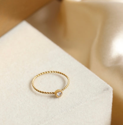 Dainty Ziri Ring