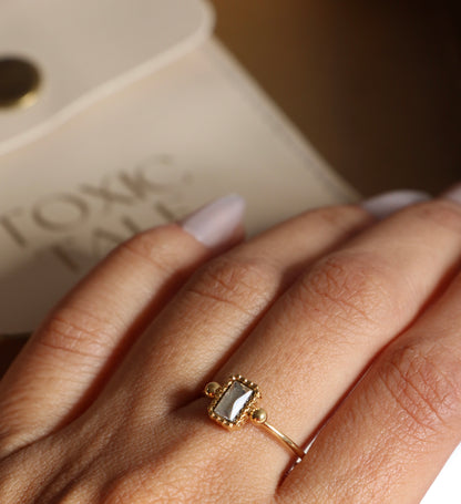 Ariana White Rhinestone Ring ( Adjustable)