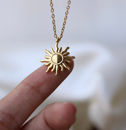 Golden Daylight Necklace