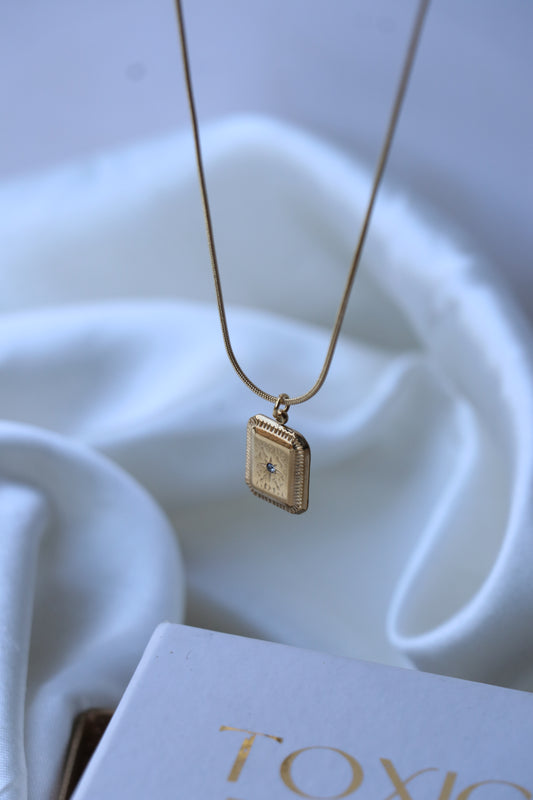 Vintage Star Necklace