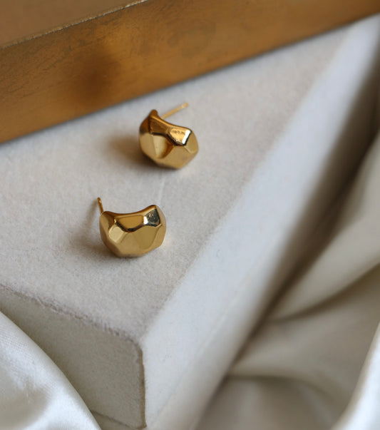 Mini Mario Studs