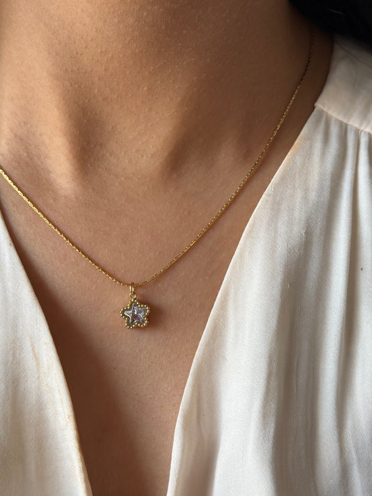 Nuri Zirconia Star Necklace