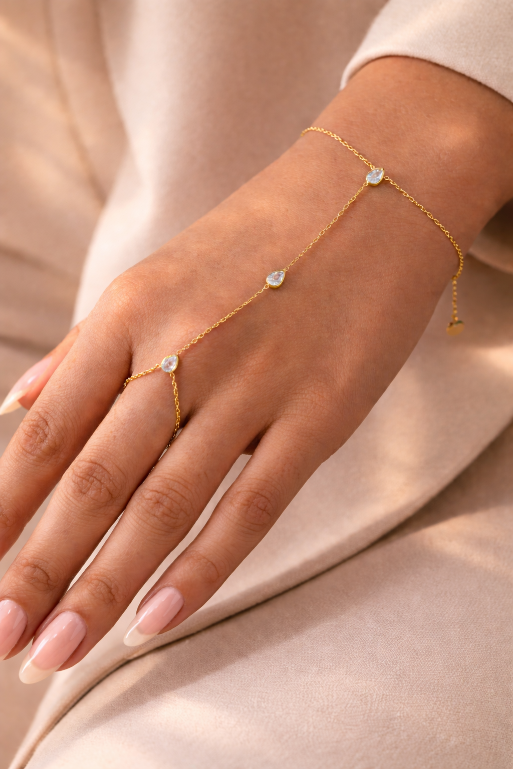 Astraea Zirconia Hand Chain