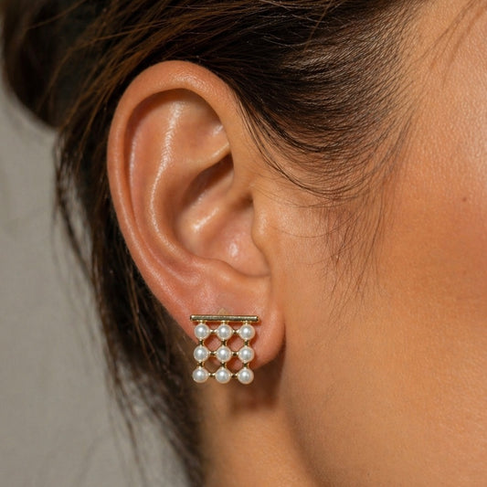Paris Pearl Studs