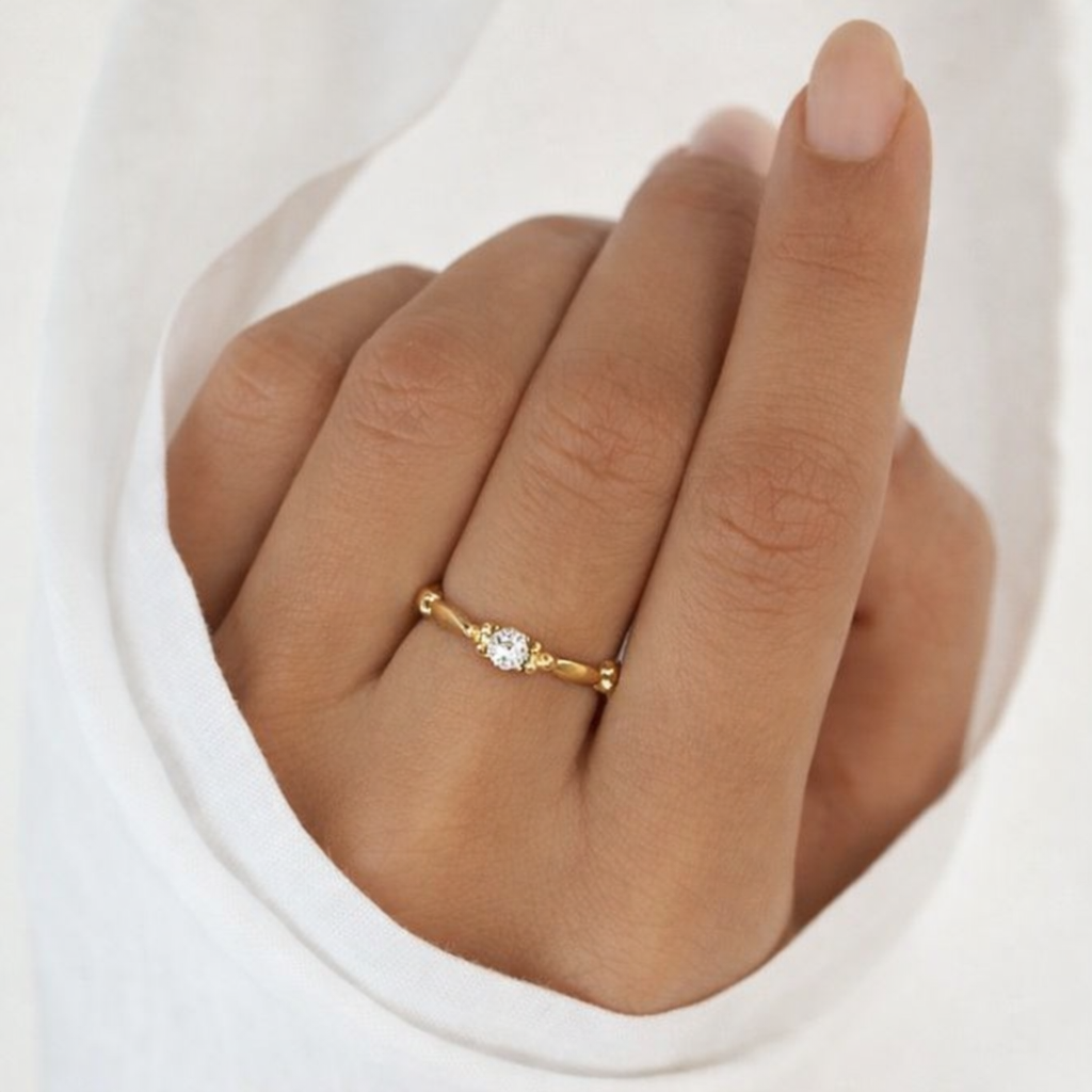 Tia Mini Diamond Ring