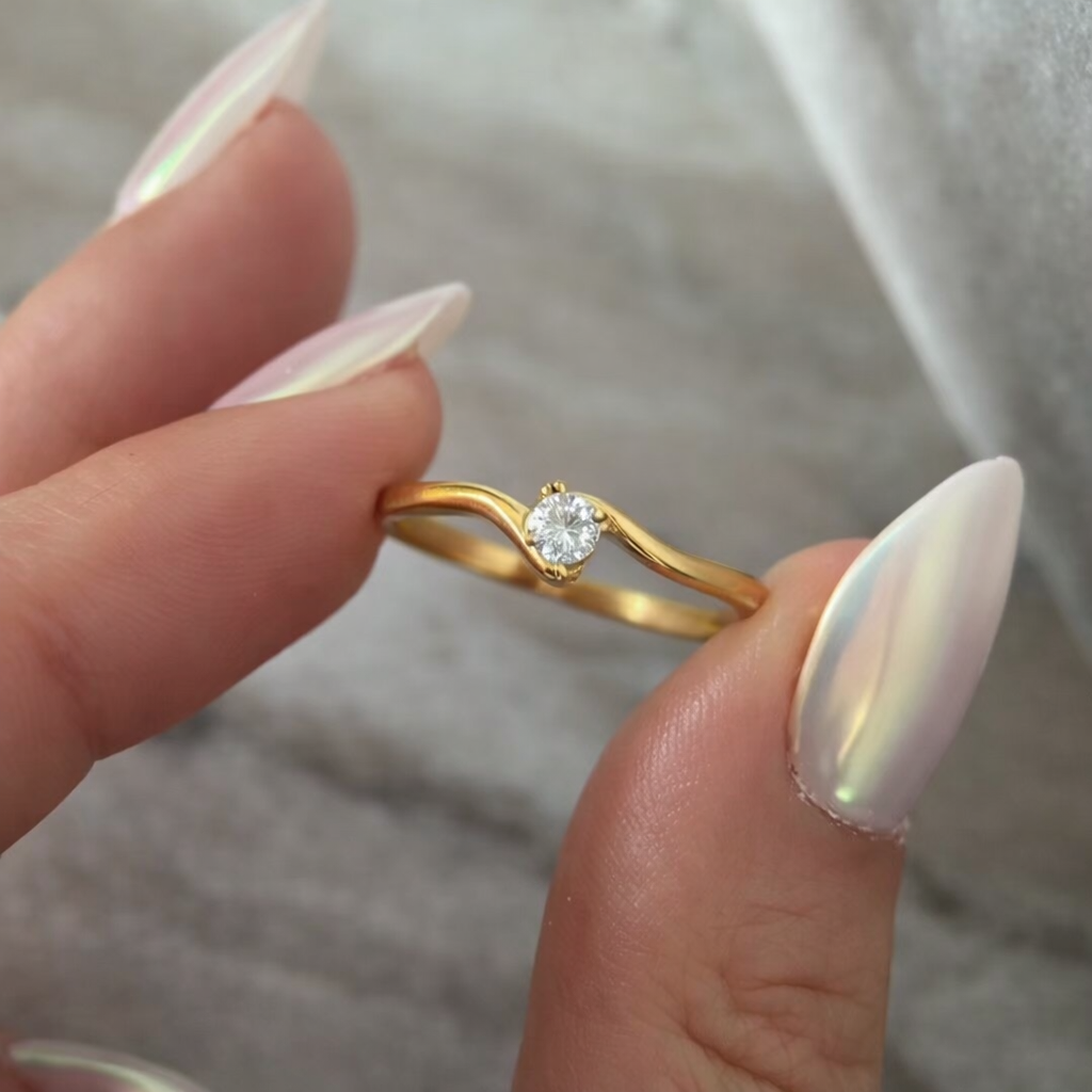 Irani Mini Diamond Ring