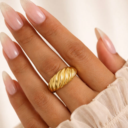 French Croissant Ring