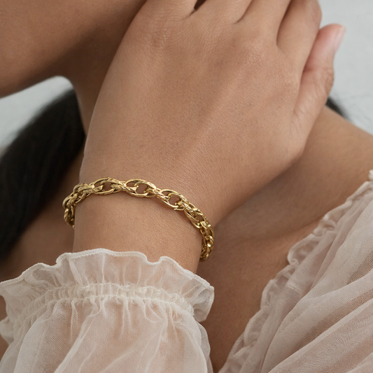 Golden Link Bracelet