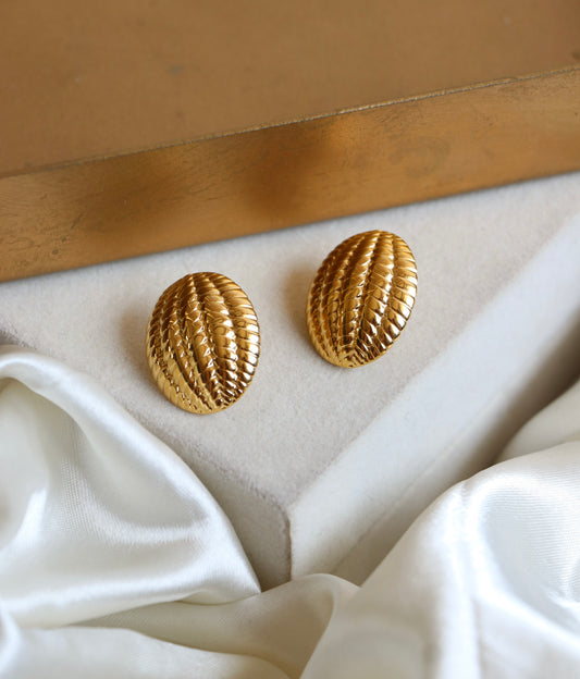 Classic Cleopatra Studs