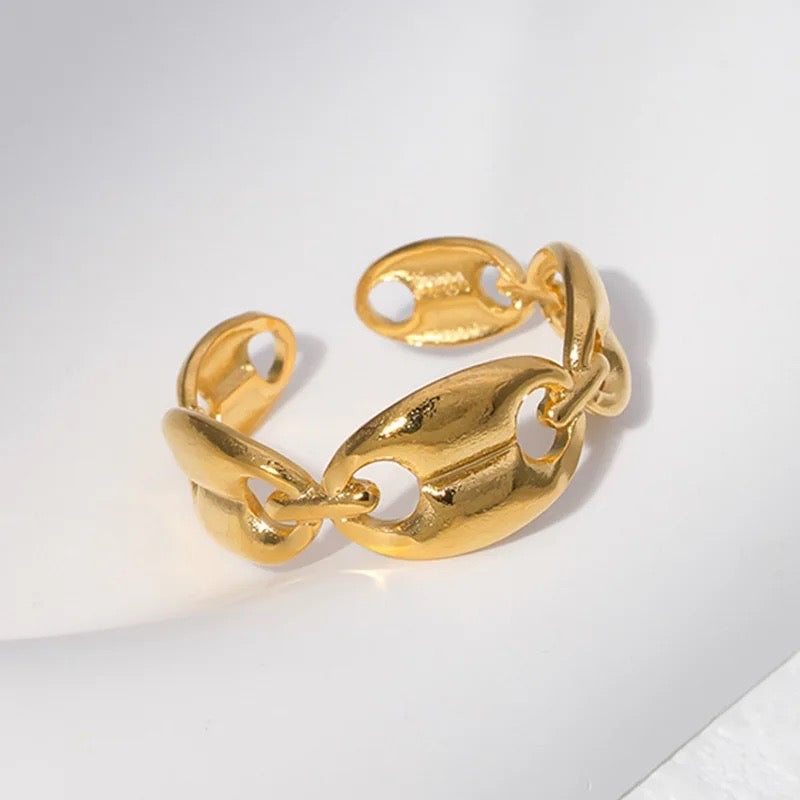 Cassandra Ring (Adjustable)