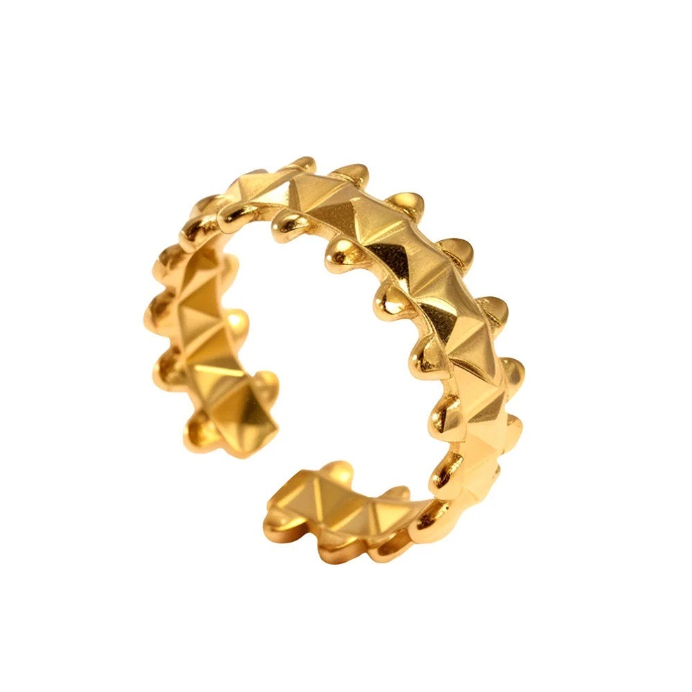 Throne Ring (Adjustable)