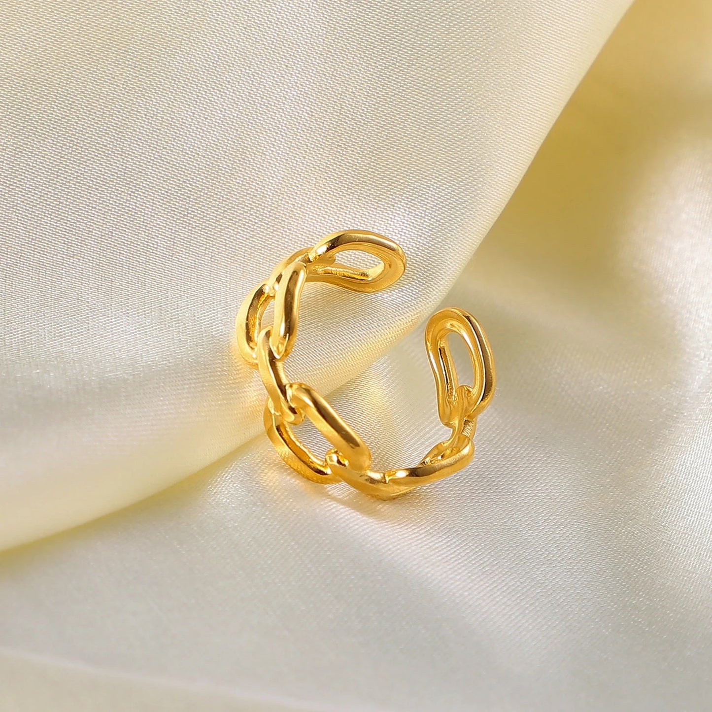 Cassandra Ring (Adjustable)